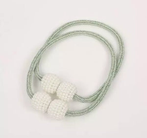 Megachest Pearl Magnectic curtain tie back 1 pair