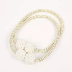 Megachest Pearl Magnectic curtain tie back 1 pair